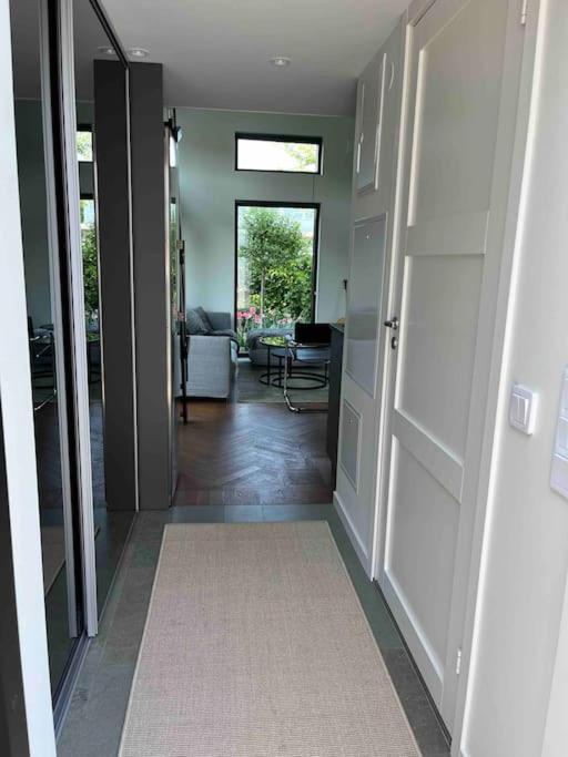 Villa Mini House à Gribbylund Extérieur photo