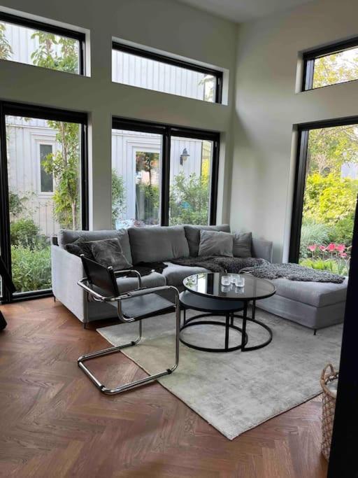Villa Mini House à Gribbylund Extérieur photo